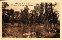 CPA St Yan Sur les bords de l'Arconce Un bon coin pour le Gardon 
