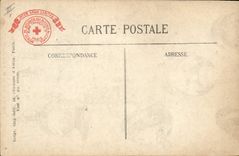 CPA Mort Musee de l'armee Coiffures allemandes exposees dans la salle d'honneur 