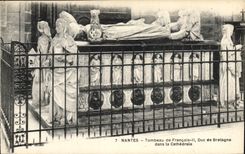 CPA Mort Nantes Tombeau de Francois II Duc de Bretagne dans la cathedrale
