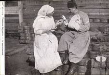 CPA Sante Militaria Le convalescent Infirmiere