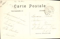 Vintage Postcard Sante Militaria Arrivee has Paris of a mixed convoy of wound French and German