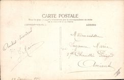 CPA Sante Militaria Infirmiere Croix Rouge