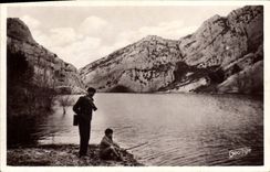 Postal Pesca Pecador Saint Remy de Provence Vista de la presa