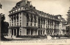 Vintage Postcard Sante Militaria Versailles Trianon Palace Hotel transforms into English hospital