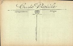 CPA Bateau Brest Le chateau et la Guichen Croiseur protege