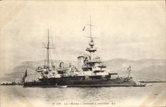 CPA Bateau Le Hoche Cuirasse a tourelles