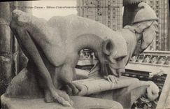 CPA Gargouille Paris Notre Dame Betes d'amortissement a la balustrade des tours