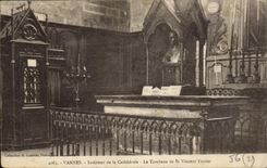 CPA Mort Vannes Interieur de la cathedrale le tombeau de St Vincent Ferrier