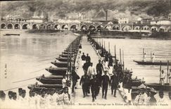 CPA Militaria Vienne Manoeuvres de pontage sur le Rhone par les regiments du Genie Parade 