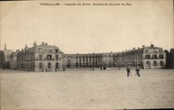 CPA Militaria Versailles Caserne de Genie Anciennes ecuries du Roi 