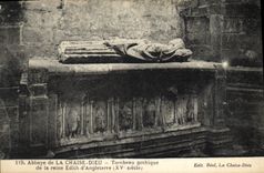 Vintage Postcard Abbey of the Chair Gothic God Tomb of the queen Edith of England