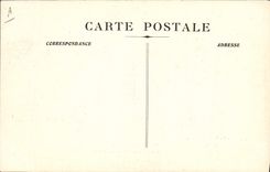 Vintage Postcard Funerailles of the victims of Freedom the clergy gives exonerated on the place Of weapon