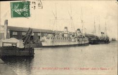 CPA Bateau Rochefort sur Mer L'Infernet dans le bassin n°3