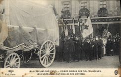 CPA Les zeppelins sur Paris Les funerailles nationales des victimes