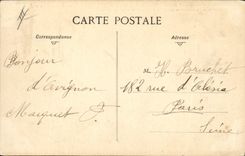 CPA Militaria Avignon Caserne du 7eme Genie Cours de la Republique Rassemblement dans la cour d'honneur pour une marche militaire