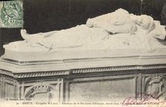 CPA Dreux Chapelle St Louis Tombeau de la Duchesse d'Alencon morte dans l'incendie du Bazar de la Charite 