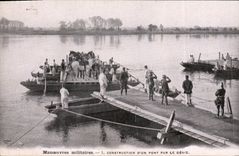 CPA Militaria Construction d'un pont par le genie