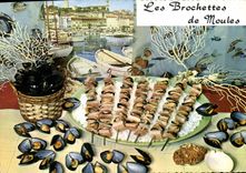 CPM Les brochettes de moules