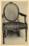CPA Fauteuil en bois Louis XVI
