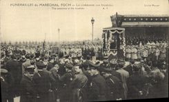 CPA Funerailles du Marechal Foch La ceremonie aux Invalides 