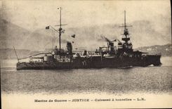 CPA Bateau Justice Cuirasse a tourelles