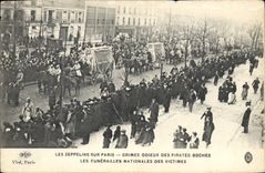 CPA Les zeppelins sur Paris Les funerailles nationales des victimes 