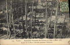 CPA Toulon Funerailles nationales des victimes du Iena Aspect de la place d'armes pendant l'Absoute 