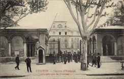 CPA Militaria Avignon Caserne d'Hautpoul occupee par le 7eme Genie