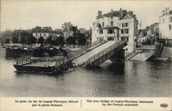 CPA Militaria Le pont de fer de lagny Thorigny detruit par le genie Francais