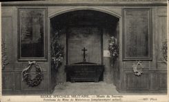 CPA Militaria Ecole speciale militaire Musee du souvenir Tombeau de Mme de Maintenon Emplacement actuel 