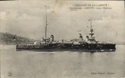 Vintage Postcard Bateau Explosion of Freedom armours It Liberte before the explosion