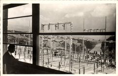 CPM Electricite Genissiat Vue prise du haut de la passerelle de surveillance dans la salle de commande