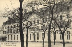 Vintage Postcard Polytechnic school the house of raised Militaria