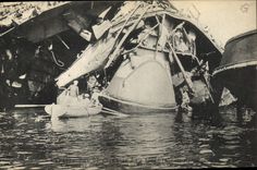 CPA Bateau Catastrophe du Liberte L'epave 