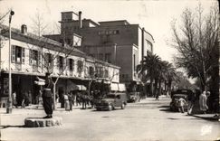 CPM Militaria Sidi Bel Abbes Carrefour des Quatre Candelabres et boulevard de la Republique 