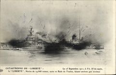 CPA Bateau Catastrophe du Liberte 