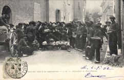 Vintage Postcard Militaria Alpine hunters in operations Expecting the distribution