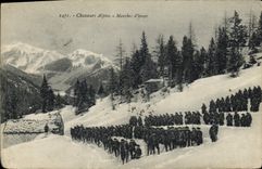 CPA Militaria Chasseurs Alpins Marches d'hiver