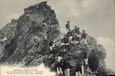 CPA Militaria Chasseurs Alpins Artilleurs alpins au Col de la Traversette Queyras