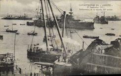 CPA Bateau Catastrophe du Liberte Deblaiement de la tourelle