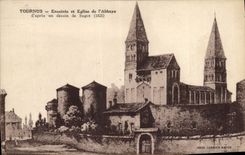 Vintage Postcard Tournus Enclosure and church of abbey 125