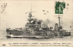 CPA Bateau Liberte Cuirasse d'escadre Detruit en rade de Toulon