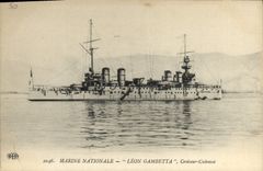 CPA Bateau Leon Gambetta Croiseur Cuirasse