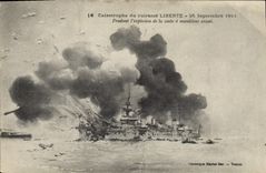 Vintage Postcard Bateau Catastrophe of the Armor Freedom During the explosion of the ammunition store front