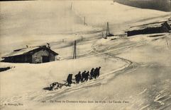 CPA Militaria Chasseurs Alpins Un poste de chasseurs alpins la corvee d'eau Sollieres