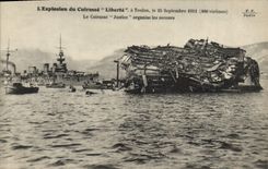 Vintage Postcard Bateau Explosion of the Liberte armor armours It Justice organizes the helps