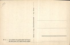 CPA Folklore Alsace A la tombe d'un petit soldat de France Illustrateur