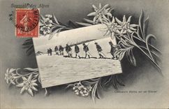 CPA Militaria Chasseurs alpins sur un glacierAlpes 