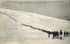 CPA Militaria Chasseurs alpins Dauphine Massif du Pelvoux Traversee du glacier du Mont de Lans par un bataillon de Chasseurs alpins