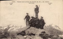 CPA Militaria Chasseurs alpins Alpins sur la Cime du Diable Les Gelas Cime du diable Le Capelet